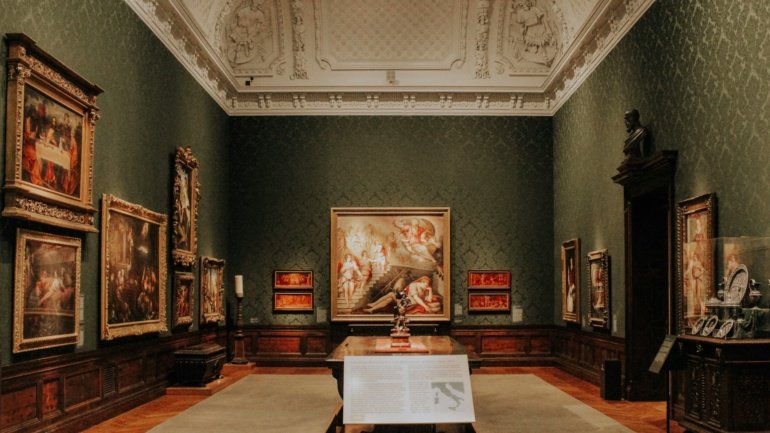 Photo by Hester Qiang on Unsplash